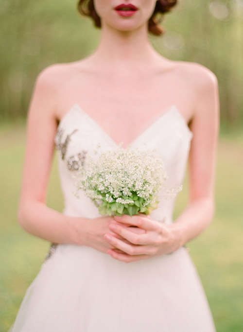 lovely photo shoot in France of Faye Dinsmore by Elizabeth Messina for the Bride and Bloom magazine cover lovely photo shoot in France of Faye Dinsmore by Elizabeth Messina for the Bride and Bloom magazine cover