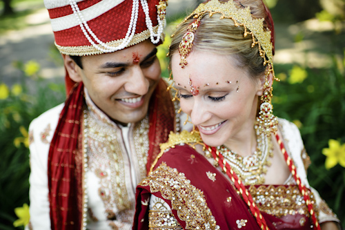the happy couple dressed in traditional Indian wedding ceremony attire - Ohio Indian wedding - photos by Portland, Oregon based wedding photographer Aaron Courter the happy couple dressed in traditional Indian wedding ceremony attire - Ohio Indian wedding - photos by Portland, Oregon based wedding photographer Aaron Courter