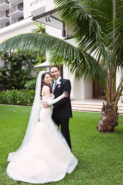 purple, lavender and white hawaii wedding at Halekulani Hotel, Honolulu, photos by Derek Wong purple, lavender and white hawaii wedding at Halekulani Hotel, Honolulu, photos by Derek Wong