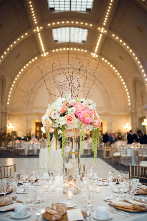 romantic ivory, gold, champagne and peach wedding floral decor at Union Station, Seattle, photos by Stephanie Cristalli Photography romantic ivory, gold, champagne and peach wedding floral decor at Union Station, Seattle, photos by Stephanie Cristalli Photography