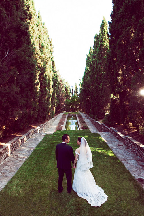 romantic diy wedding at Villa del Sol dOro in Southern California, purple, eggplant, lavender wedding color palette, photos by Duke Photography romantic diy wedding at Villa del Sol dOro in Southern California, purple, eggplant, lavender wedding color palette, photos by Duke Photography