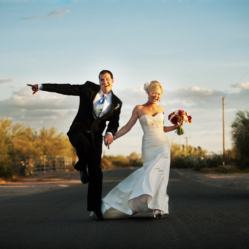 fresh, modern, Arizona real wedding, blue and white color palette, images by Keith Pitts Photography fresh, modern, Arizona real wedding, blue and white color palette, images by Keith Pitts Photography